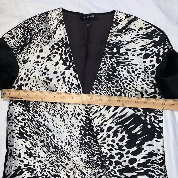 Beautiful BNWOT Overcoat..Can Be Dress by St John - Picture 4 of 9